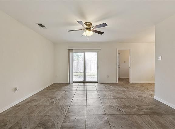 5th image of 3708 Lake Trail Dr