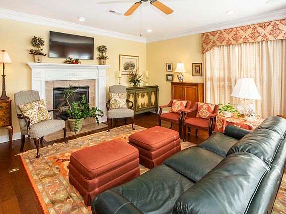 4th image of 1866 Stone Harbor Way