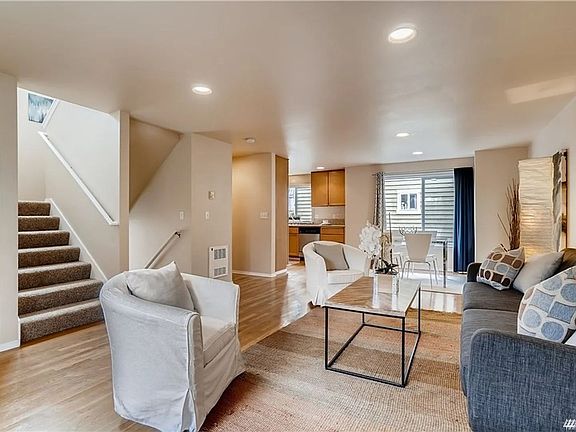 2nd image of 5225 11th Ave NE #A