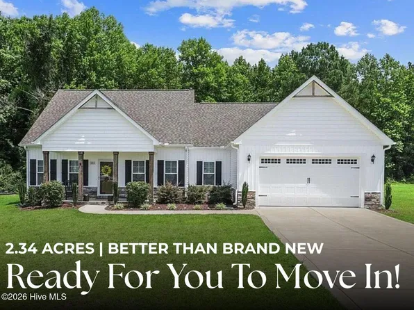 111 Oakbridge Way, Pikeville, NC 27863