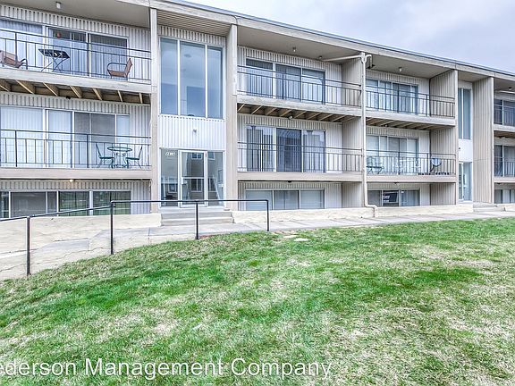 2nd image of 4414 Jarboe St APT 9