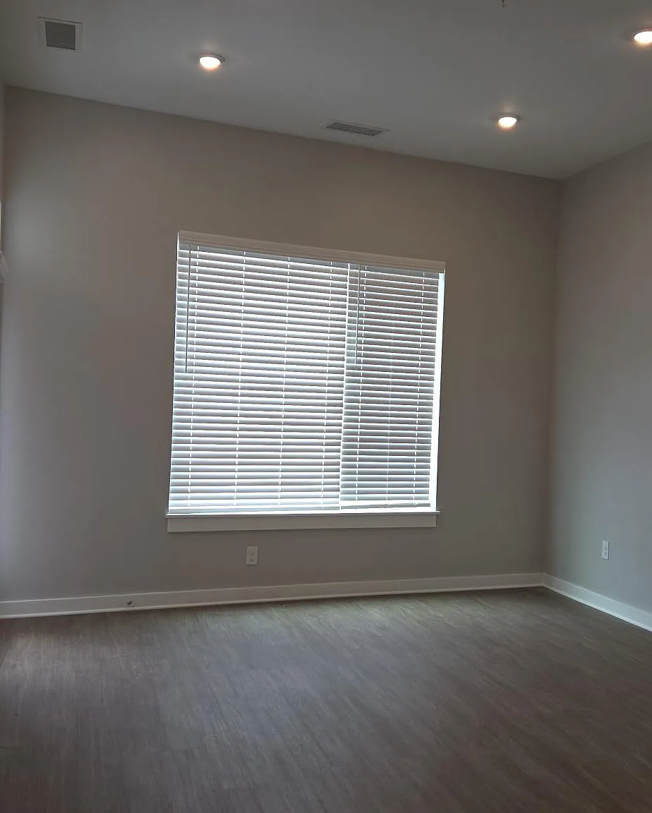 2100 Bainbridge Senior Apartments 55+ — Photo 1