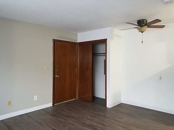 3rd image of 2035 9th St APT 3