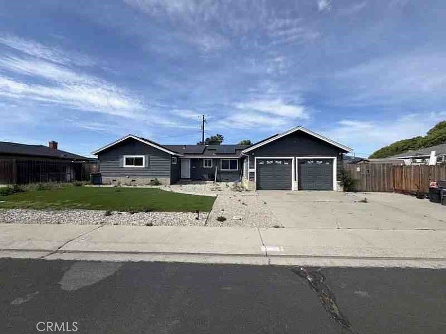 1st image of 1275 Armstrong Dr