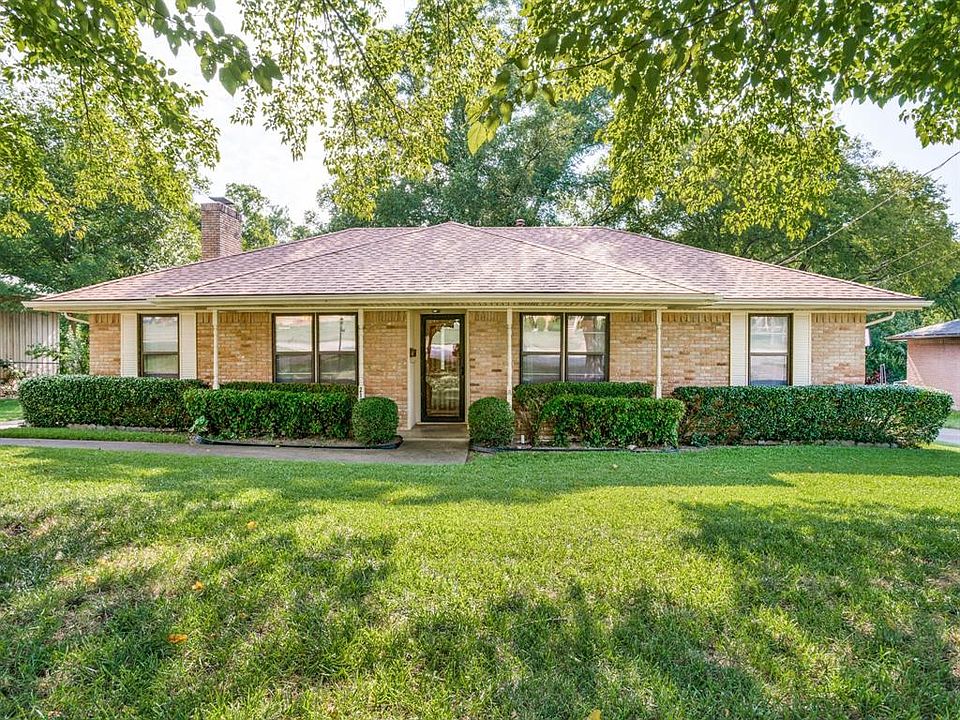 1st image of 217 Roaring Springs Dr