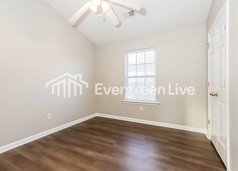 358 Coral Cir — Photo 13