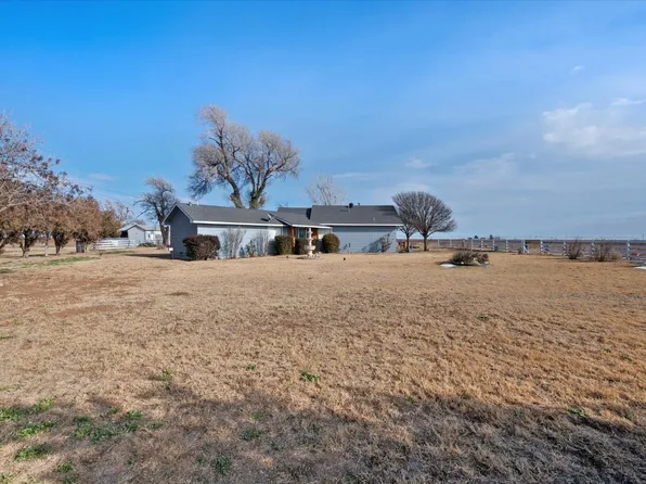 261 County Road Q Rd, Kress, TX 79052