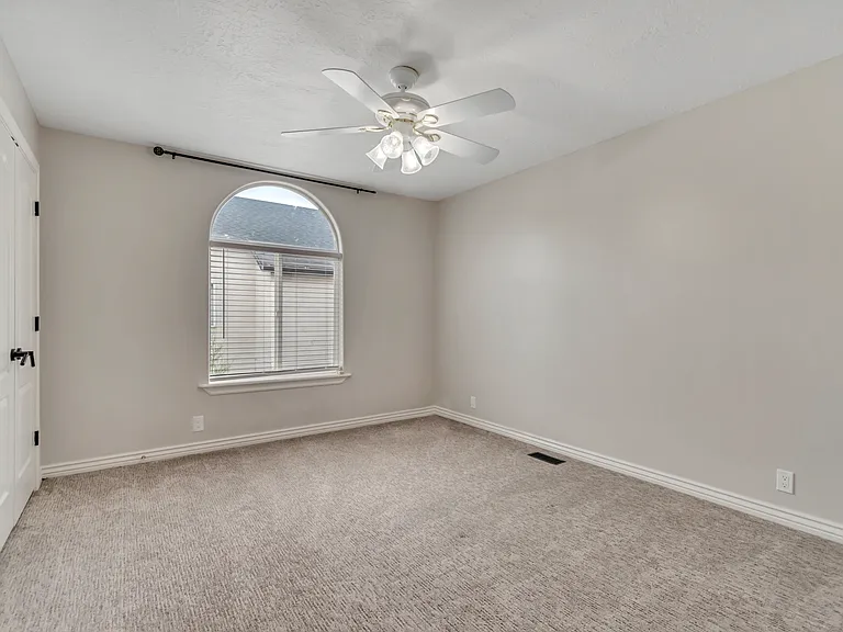2154 E Wasatch Blvd — Photo 52