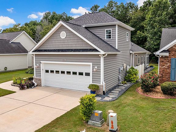 4th image of 1020 Rudder Ct.