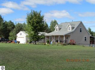 3227 Walton Rd, Kingsley, MI 49649