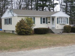 153 Pleasant Ter, Leominster, MA 01453