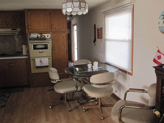 5th image of 89 Violet Ln #89