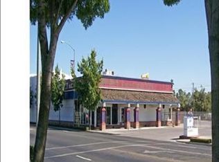 398 W 16th St, Merced, CA 95340