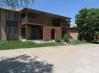 1906 N 42nd St #1C, Saint Joseph, MO 64506
