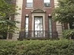 340 W Barry Ave APT C, Chicago, IL 60657