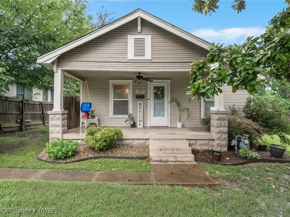 1709 Cedar St, Van Buren, AR 72956