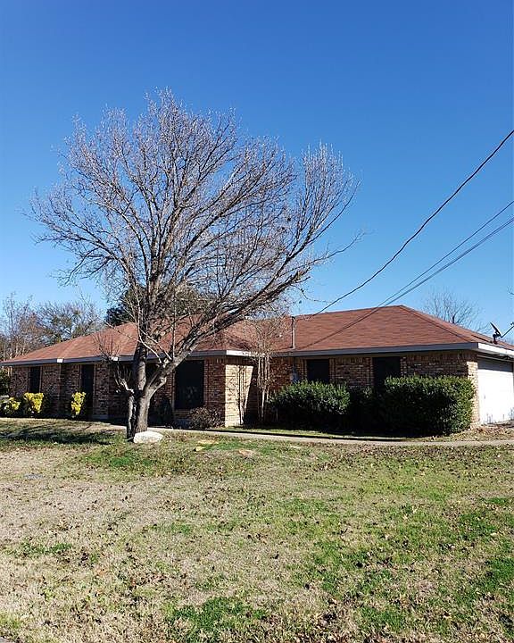 1st image of 403 Creekside Dr