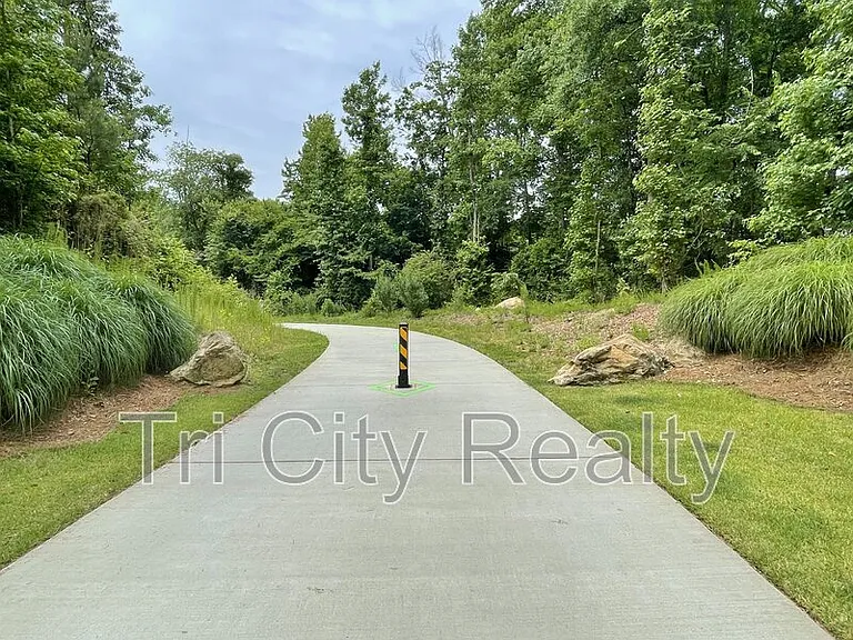 341 Hunterian Pl — Photo 73