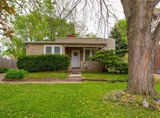 2323 45th St, Des Moines, IA 50310