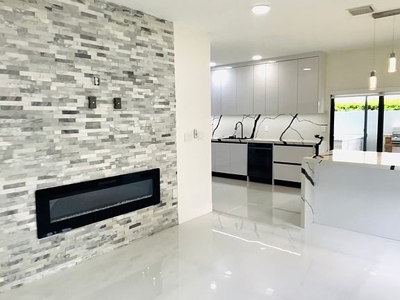 2nd image of 25010 SW 114th Ct #25010