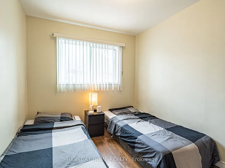 3974 Discovery Ct — Photo 33