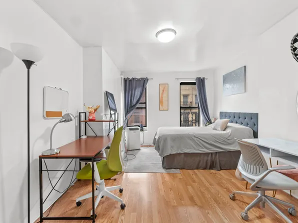 430 West 46th Street image 12 of 14