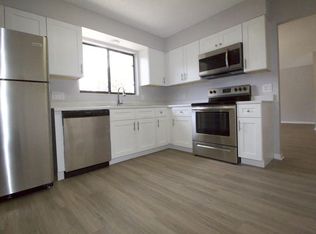 9196 Roan Ln, West Palm Beach, FL 33403