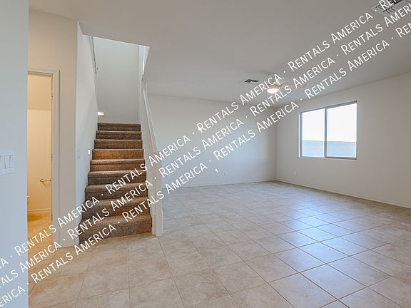 4th image of 5625 N 87th Dr