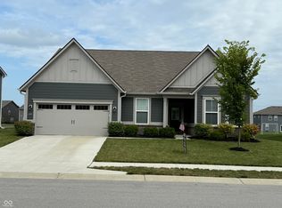 2349 S Copperstone Dr, New Palestine, IN 46163