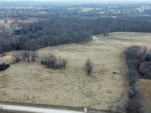 SW 30th Ave, Trenton, MO 64683