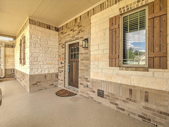3rd image of 16738 Rockwall St
