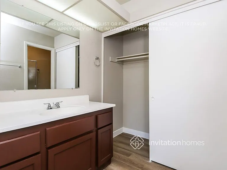 6627 S 44th St — Photo 11