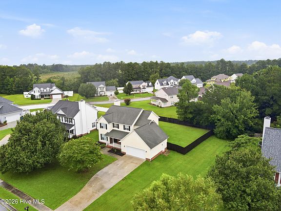 3rd image of 930 Commons Drive N