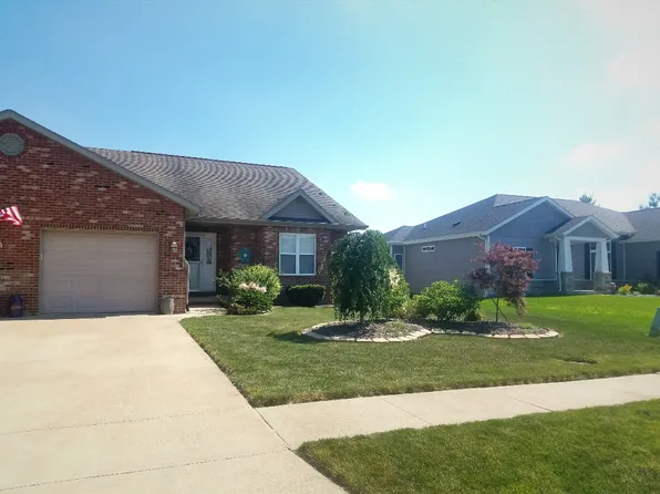 1630 Magnolia Dr, Chatham, IL 62629