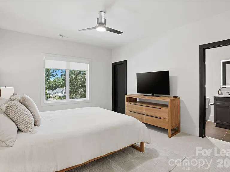 5408 Carmel Rd — Photo 37