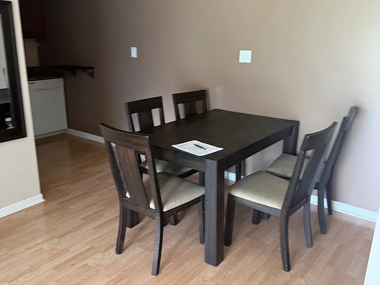 755 Grove Dr — Photo 5