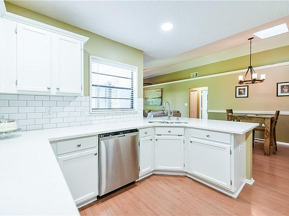 3rd image of 1020 Seminole Creek Dr