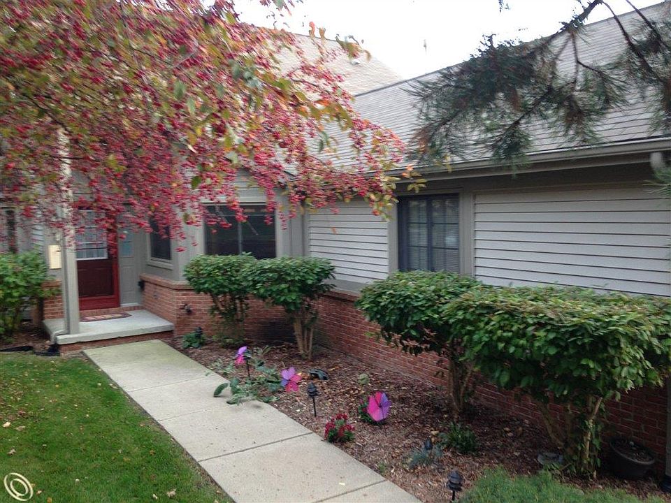1st image of 1001 Elmwood Dr