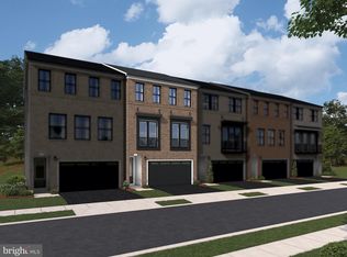 13726 Aviation Pl, Herndon, VA 20171