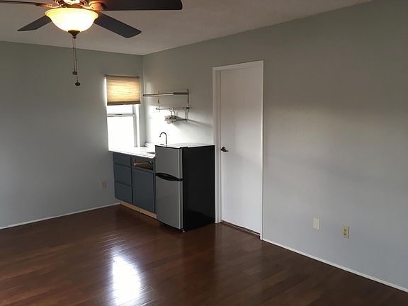 5th image of 1342 Kostner Dr