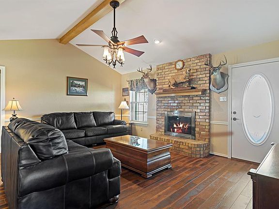 3rd image of 8046 County Road 147