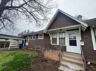 712 W 4th St, Joplin, MO 64801