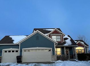 503 Redpoll Ave SE, New Prague, MN 56071