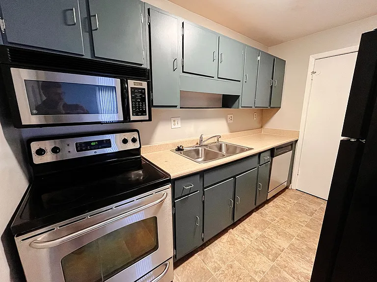 311 Loudon Rd #312 — Photo 2