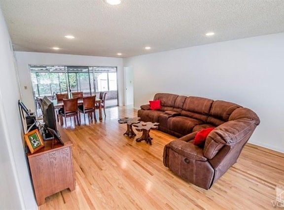 4th image of 7326 Irondale Ave