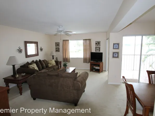 2875 Citrus Lake Dr APT 205, Naples, FL 34109