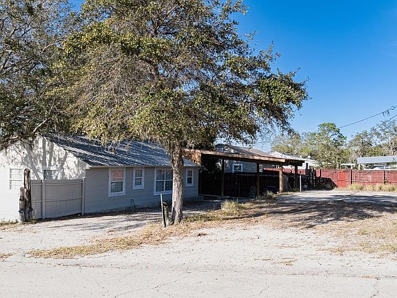 4th image of 1262 Lakeview Dr