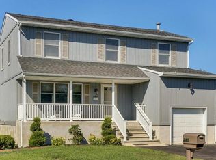 285 Jill Ct, Toms River, NJ 08753