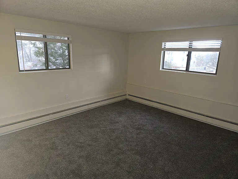 320 Bennett St #HEAT_INCLUDED — Photo 8