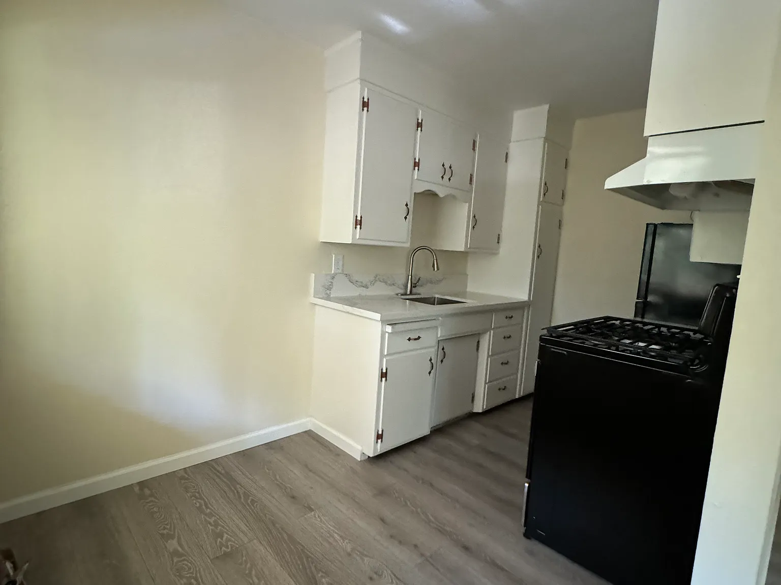 1 bed, 600 sqft, $1,430 — Photo 4